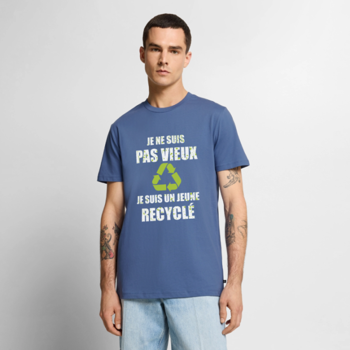 T-shirt premium homme - Je suis un jeune recyclé - bleu pigeon - front